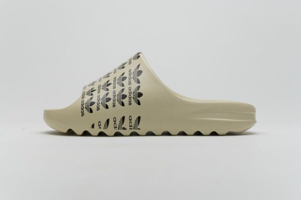 FW6345 adidas Yeezy Slide