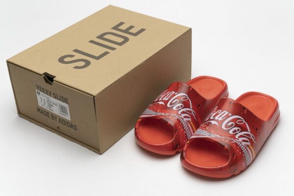 FH6346-12 adidas Yeezy Slide - Image 3