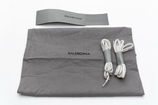 542436 W1GB7 6509 Balenciaga Tess S.White - Image 11