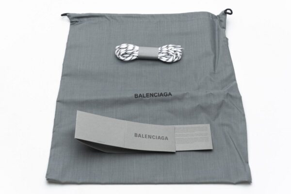 544351 W09E1 1322 Balenciaga Triple S White Purple - Image 11