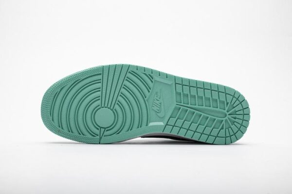 Air Jordan 1 Low Emerald Toe 553558-117 - Image 4