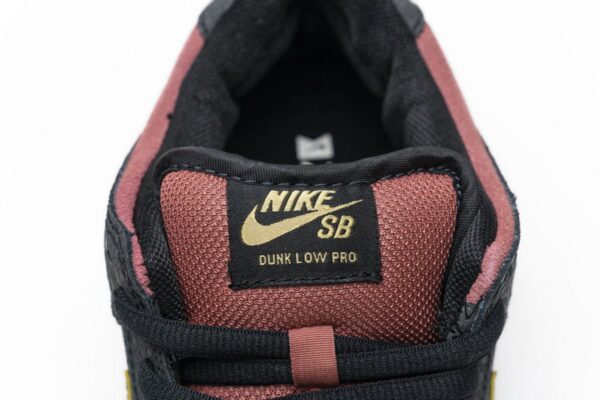 504750-076 Nike Dunk Low Premium SB QS“Walk Of Fame” - Image 9