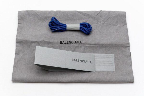 570391 W2GN2 8570 Blenciaga Track 2 Sneaker Beige Blue - Image 12
