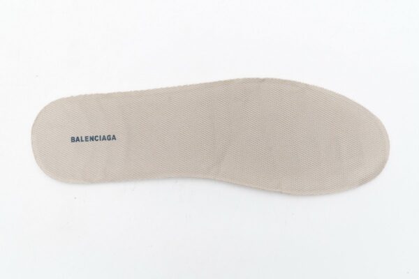 570391 W2GN2 8570 Blenciaga Track 2 Sneaker Beige Blue - Image 11