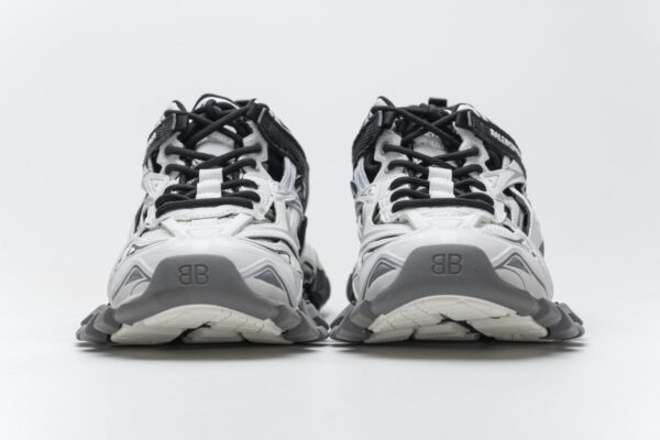 570391 W2GN3 1090 Blenciaga Track 2 Sneaker Black White - Image 5