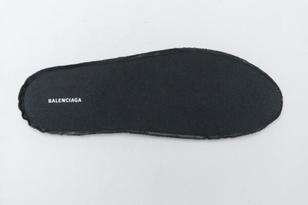 570391 W2GN3 1090 Blenciaga Track 2 Sneaker Black White - Image 10