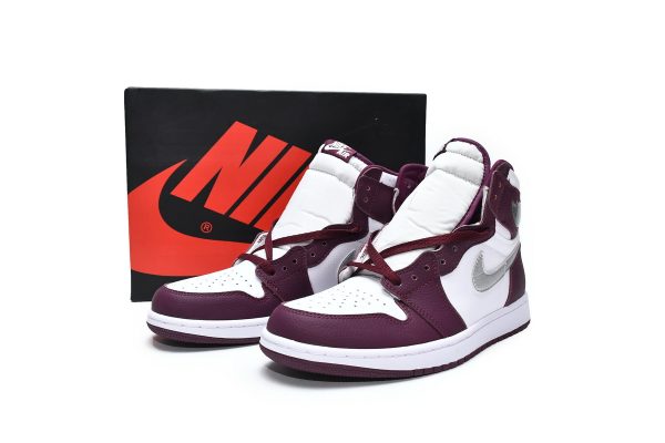 555088-611 Air Jordan 1 High OG Bordeaux - Image 2